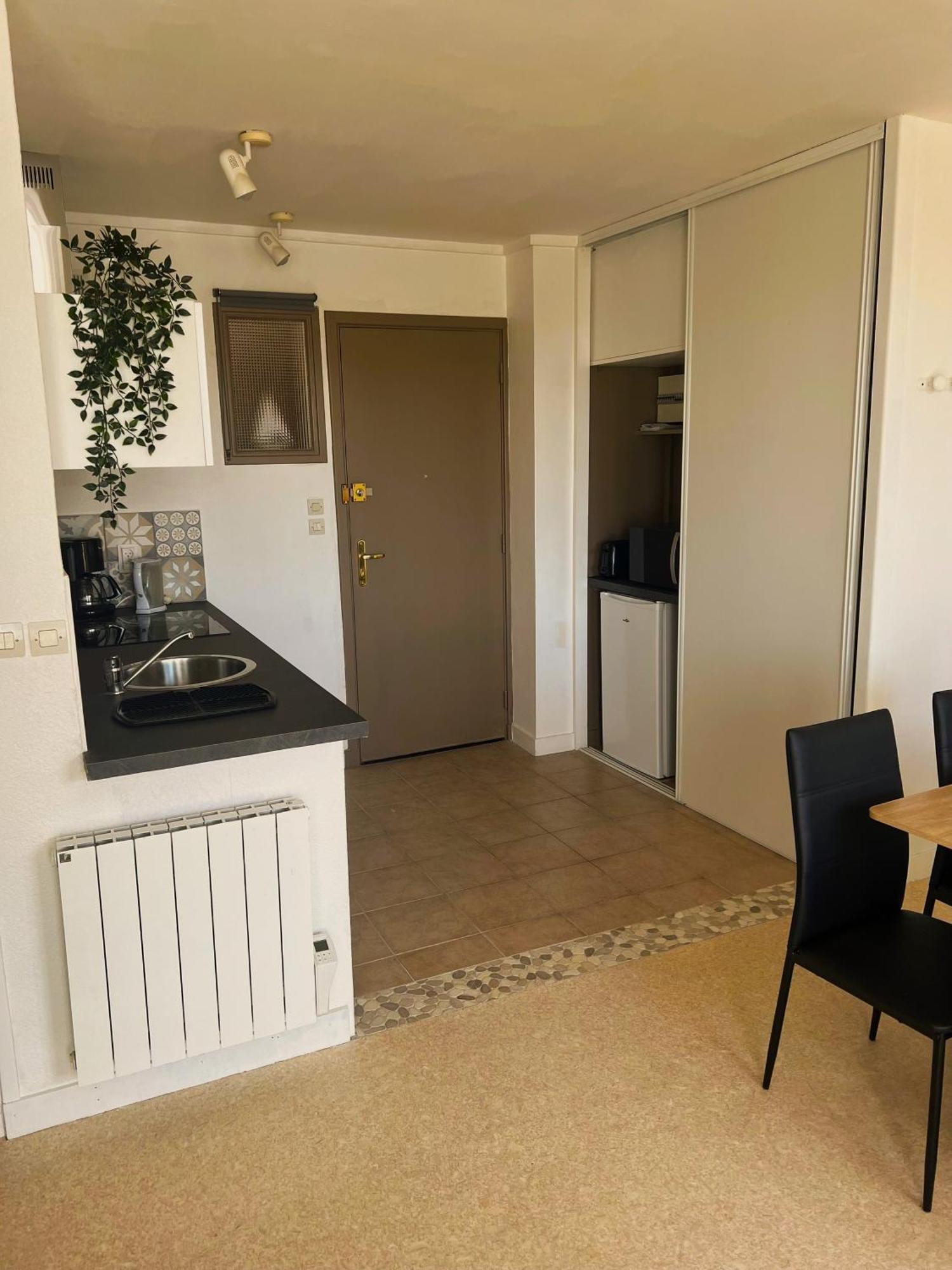 Appartement Studio Vue Sur Mer Avec Veranda - Roscoff Extérieur photo