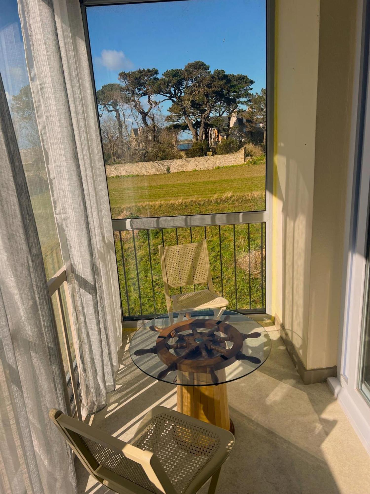 Appartement Studio Vue Sur Mer Avec Veranda - Roscoff Extérieur photo